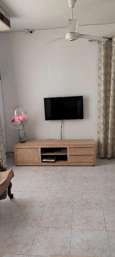 Apartment In Dar Homestay Daressalam Exterior foto